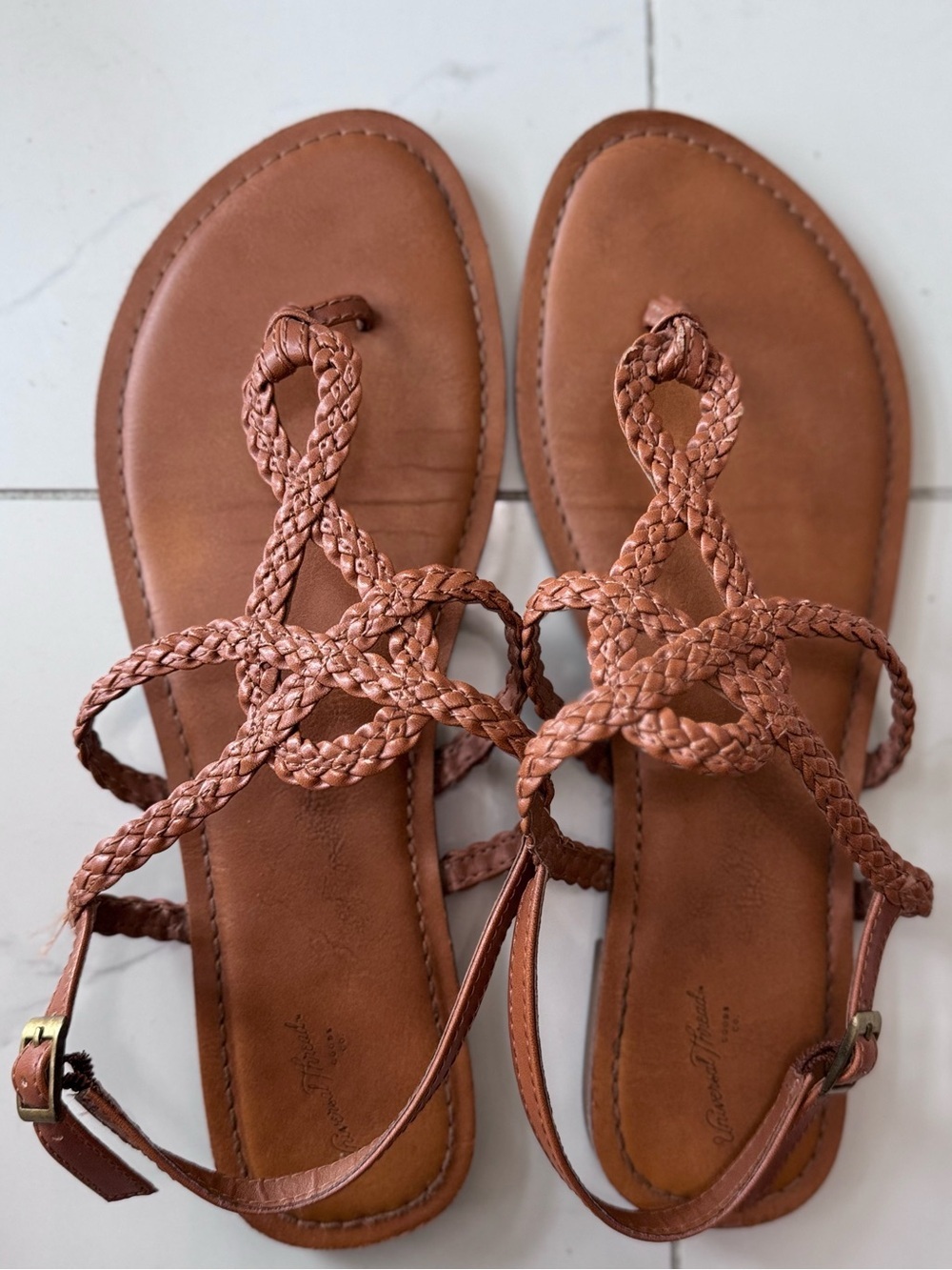 Universal Thread Women’s Jana Braided Wide Width Thong Ankle Strap Sandal size11